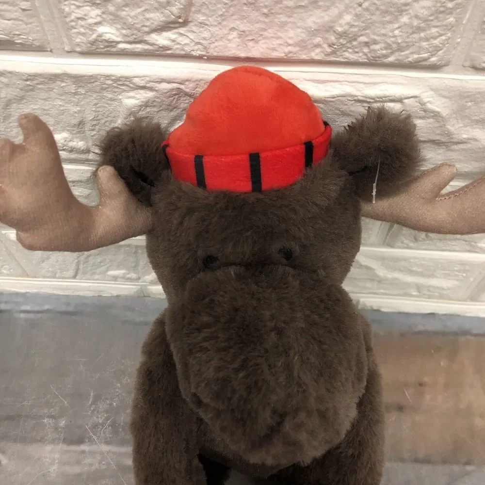 Hanging Moose Plush 18